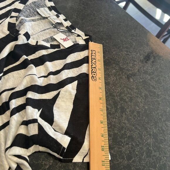 Rachel Zoe Women’s Linen Zebra Stripe Short Sleeve Top Black/White 1X - Picture 14 of 16